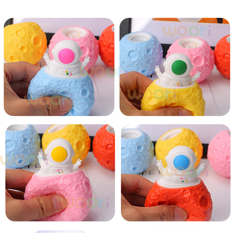 Squeeze Astronauts Planet TPR  - Party Games Adults Funny recension och pris
